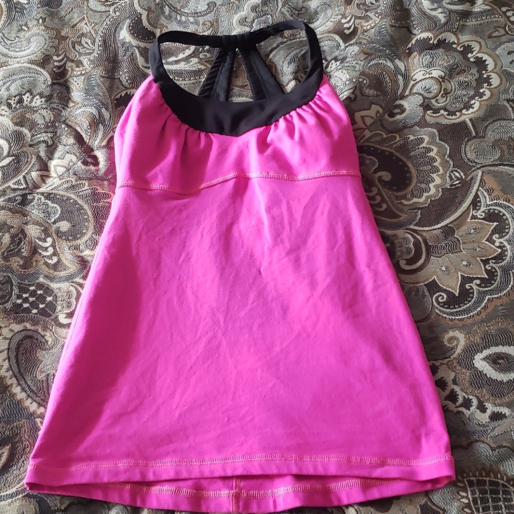 Lululemon tank